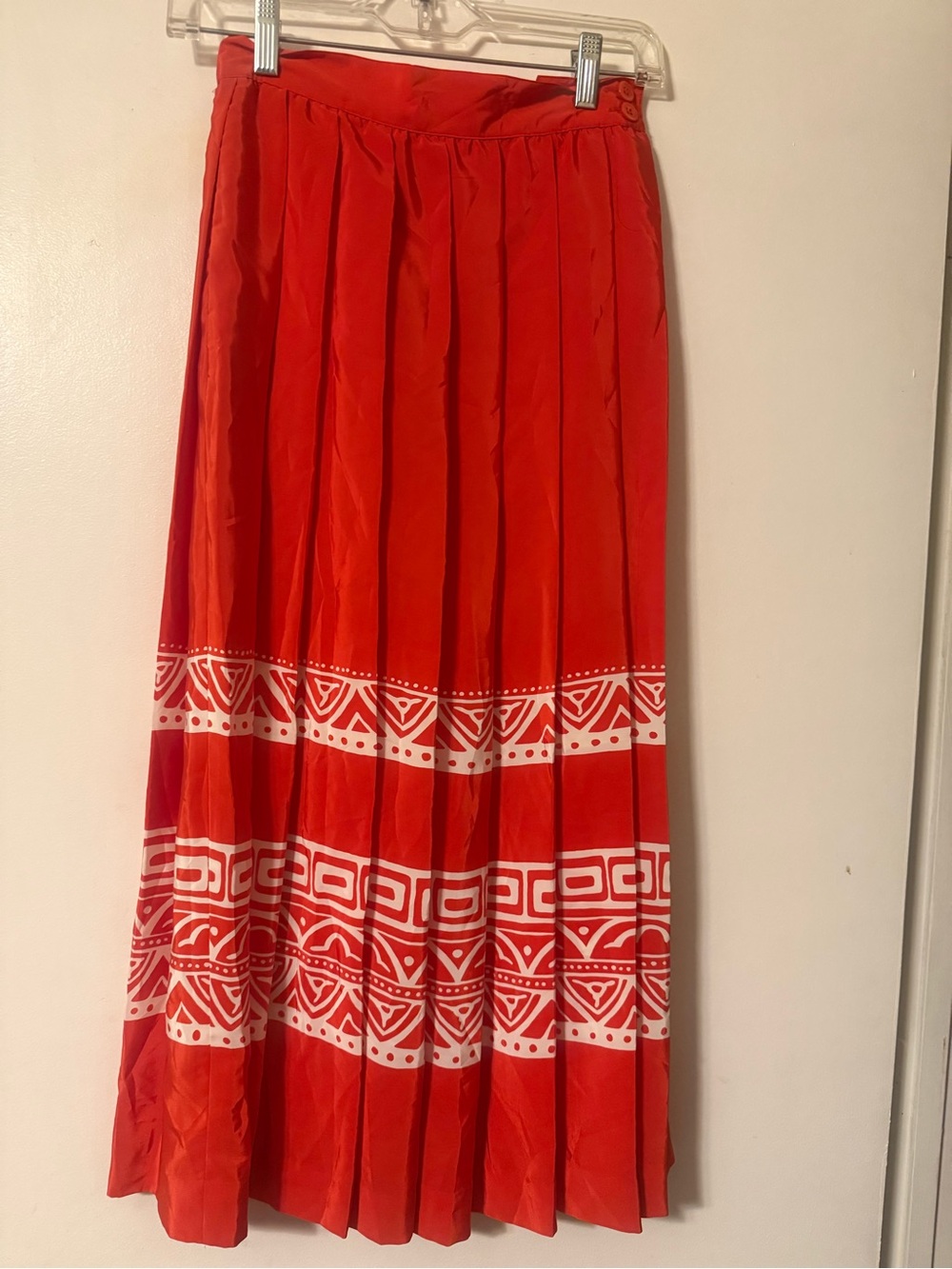 Liz Claiborne Red Maxi Skirt with White Printed Bands Size 4